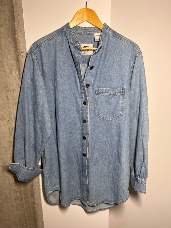 Rafaella Tops - 🔥CLEAROUT🔥3/$25🔥2pc women’s | Denim shirt + Crossbody Bag | Size 12